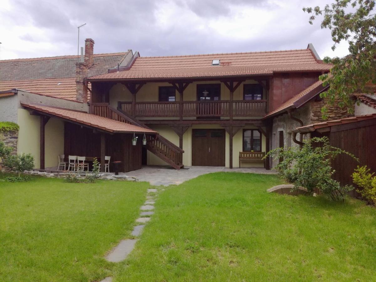 Na Letnim byte Kouřim Eksteriør bilde